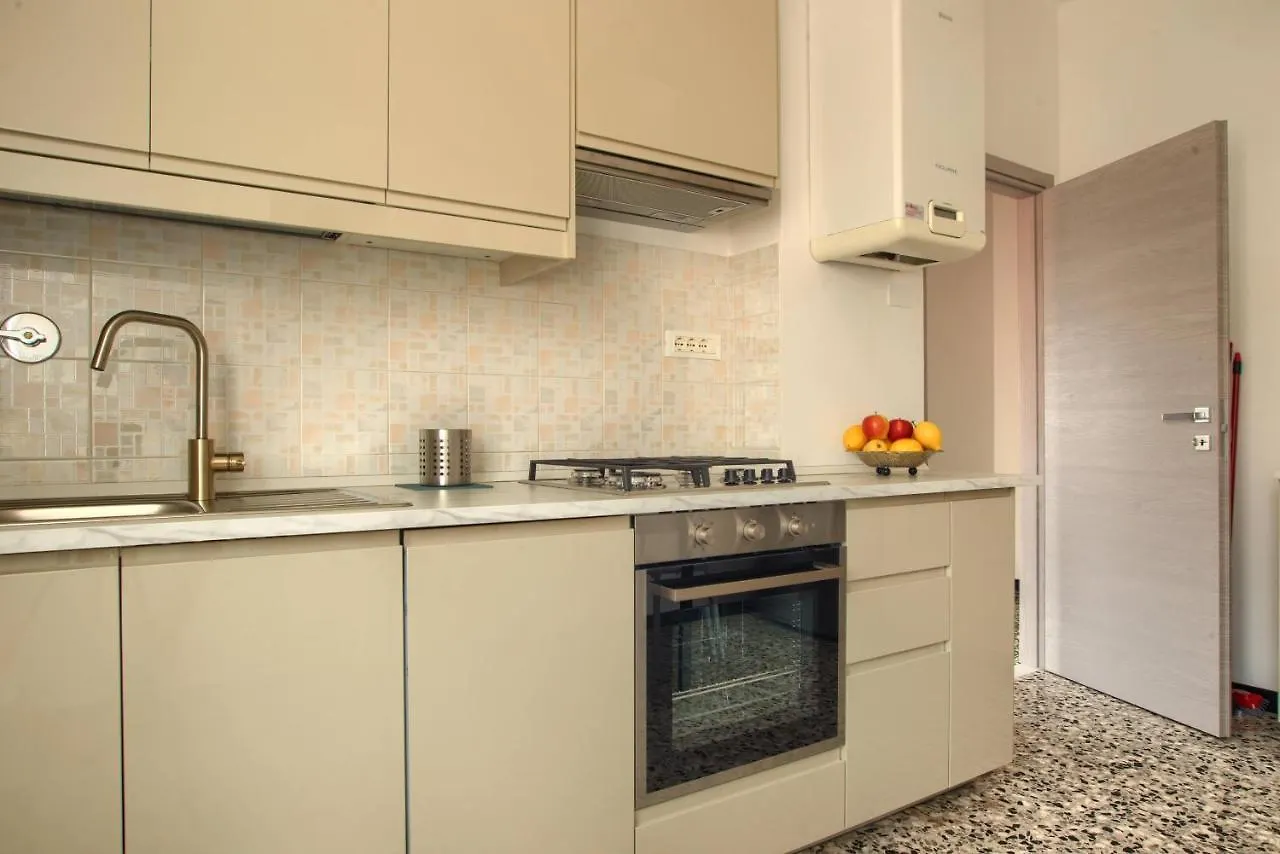 Appartamento Di Fronte Alla Pista Ciclabile Con 2 Camere Da Letto E Wifi Imperia