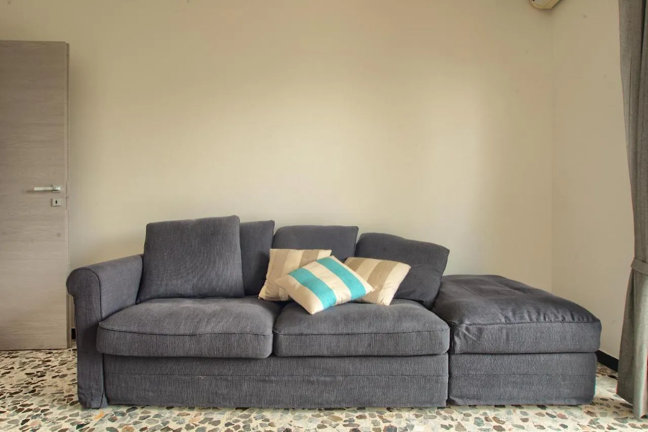 Apartment Appartamento Di Fronte Alla Pista Ciclabile Con 2 Camere Da Letto E Wifi Imperia
